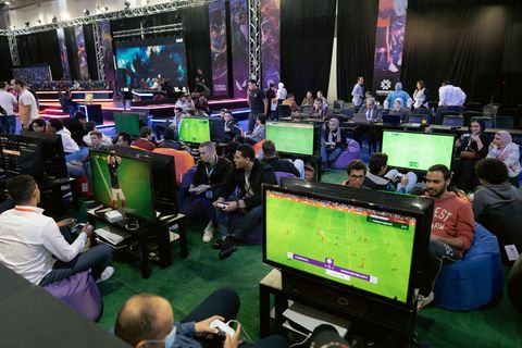 Cairo ICT - fifa gaming screens