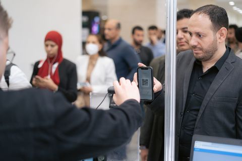 Cairo ICT - mobile demo crowd
