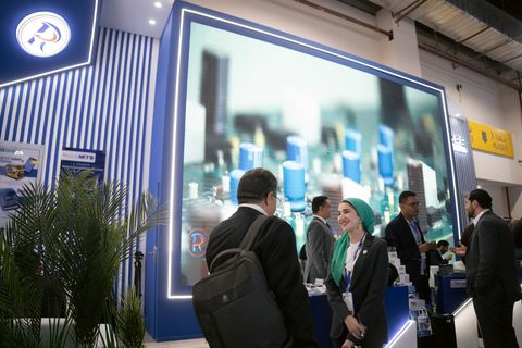 Cairo ICT - stand screen visitors